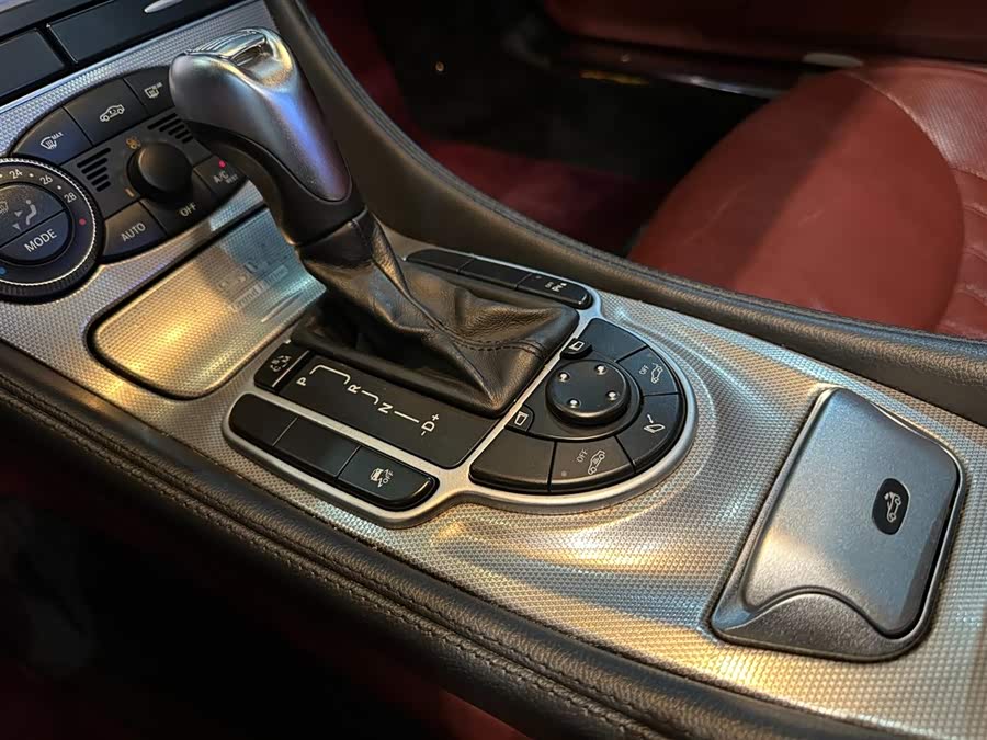 Mercedes-Benz SL Class 2012 car image #14