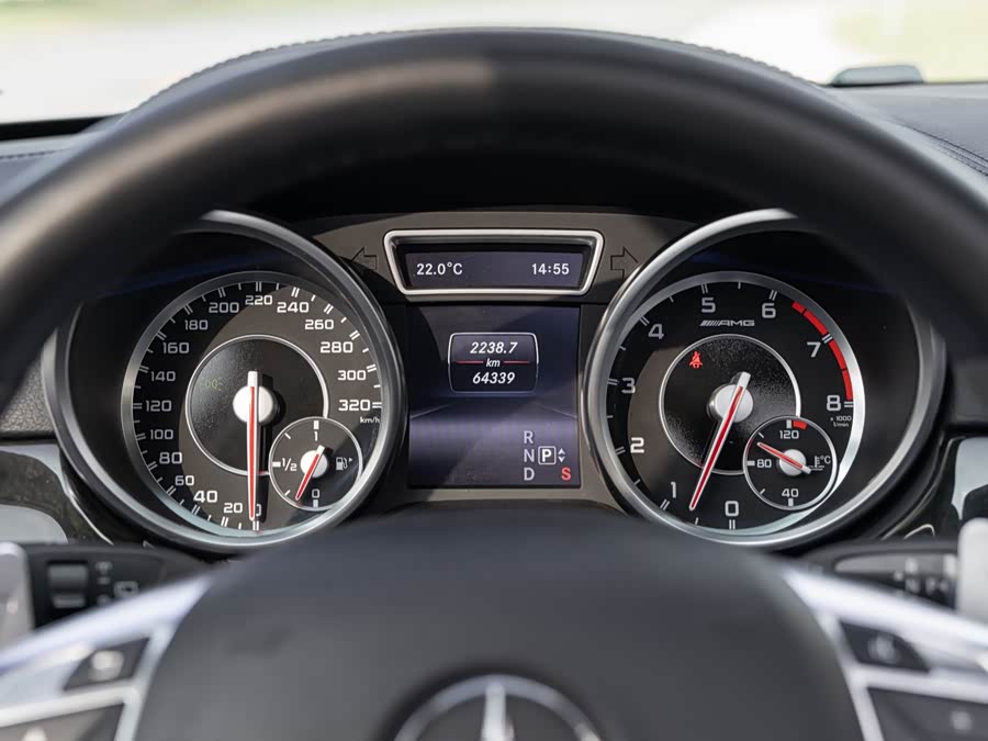 Mercedes-Benz GL AMG 2015 #14 Mercedes-Benz GL AMG 2015 изображение автомобиля #14