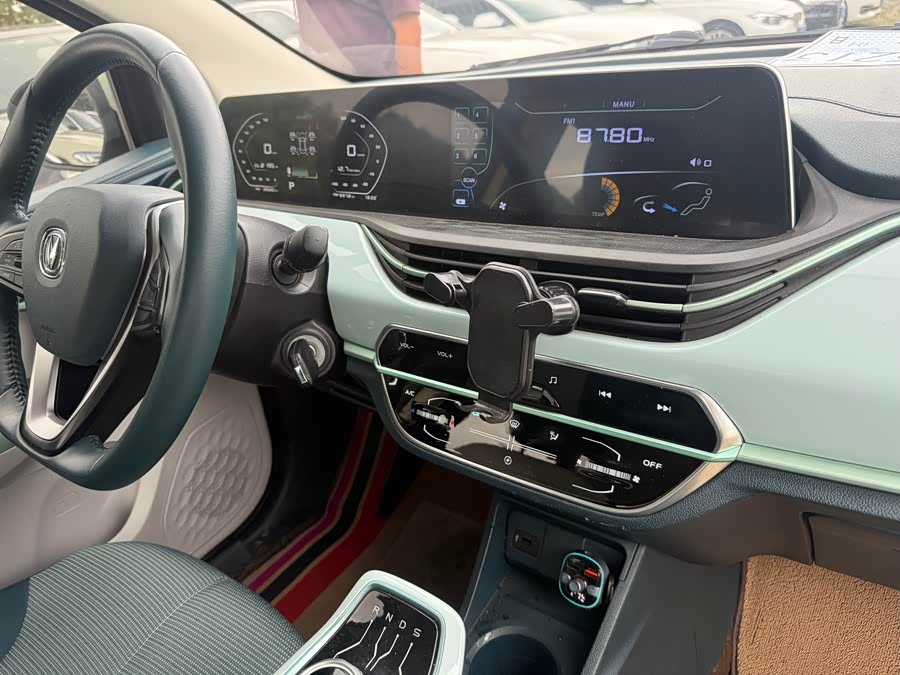 Changan BenBen E-Star 2023 car image #14