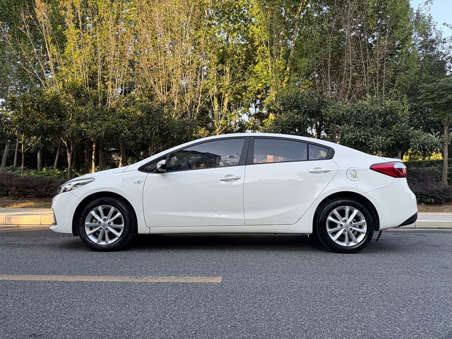 起亚 起亚K3 2018 汽车图片 #14