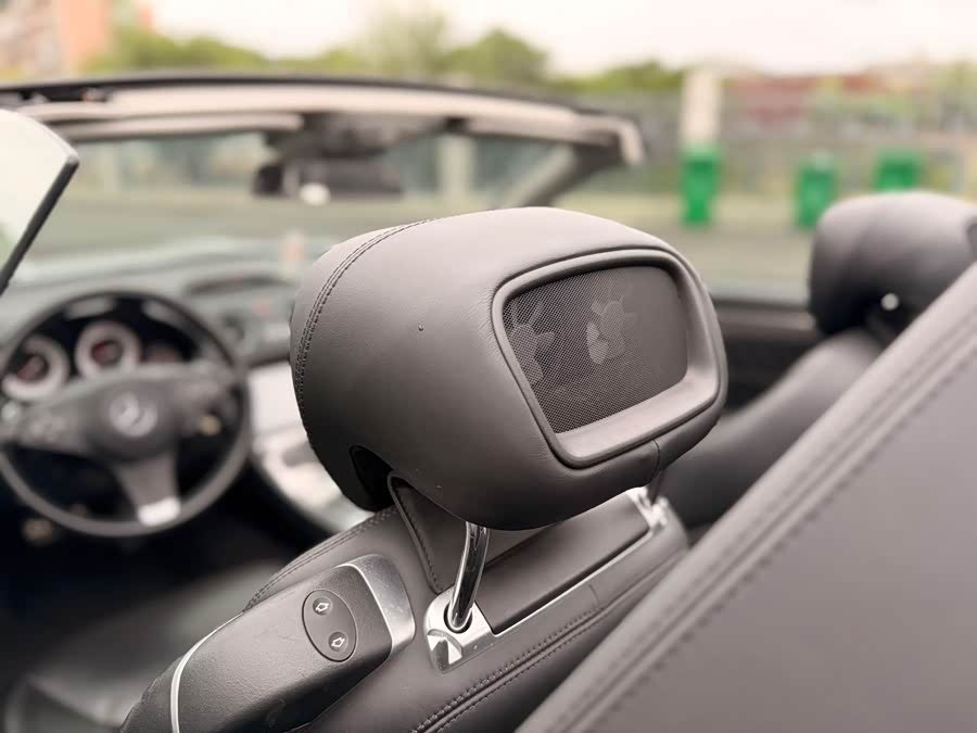 Mercedes-Benz SL Class 2012 car image #14