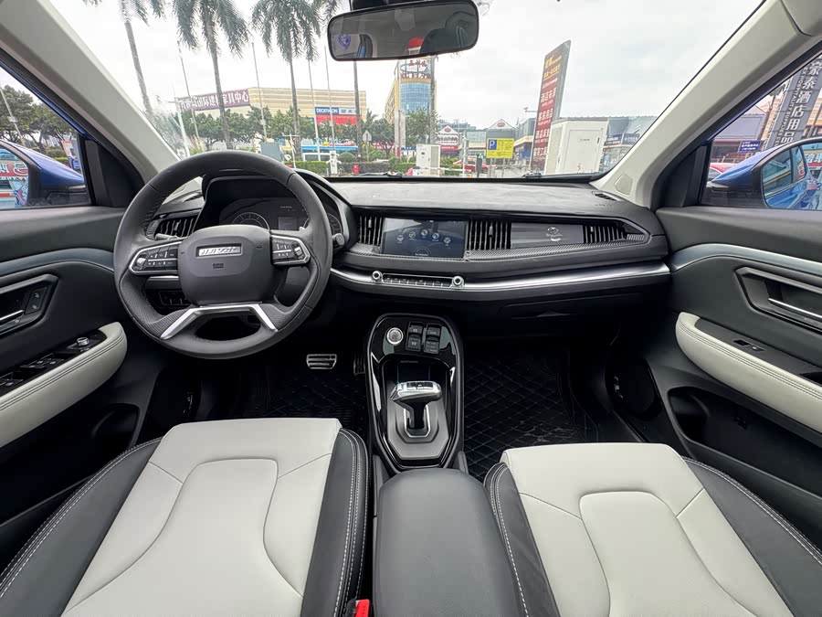 Haval H2s 2017 #14 Haval H2s 2017 car image #14