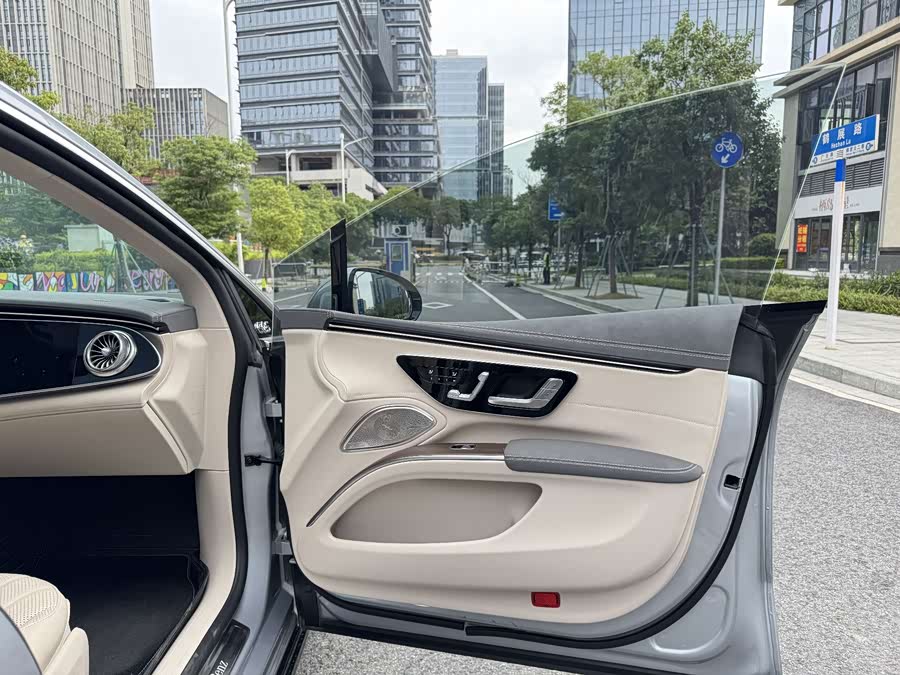 Mercedes-Benz EQS Class 2022 #14 Mercedes-Benz EQS Class 2022 car image #14