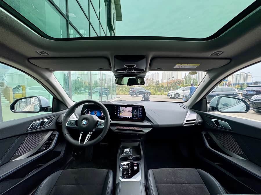 BMW 2 Series صورة سيارة #14