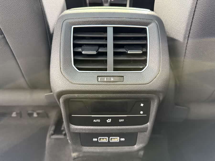 Volkswagen Tayron GTE 2021 immagine di auto #14