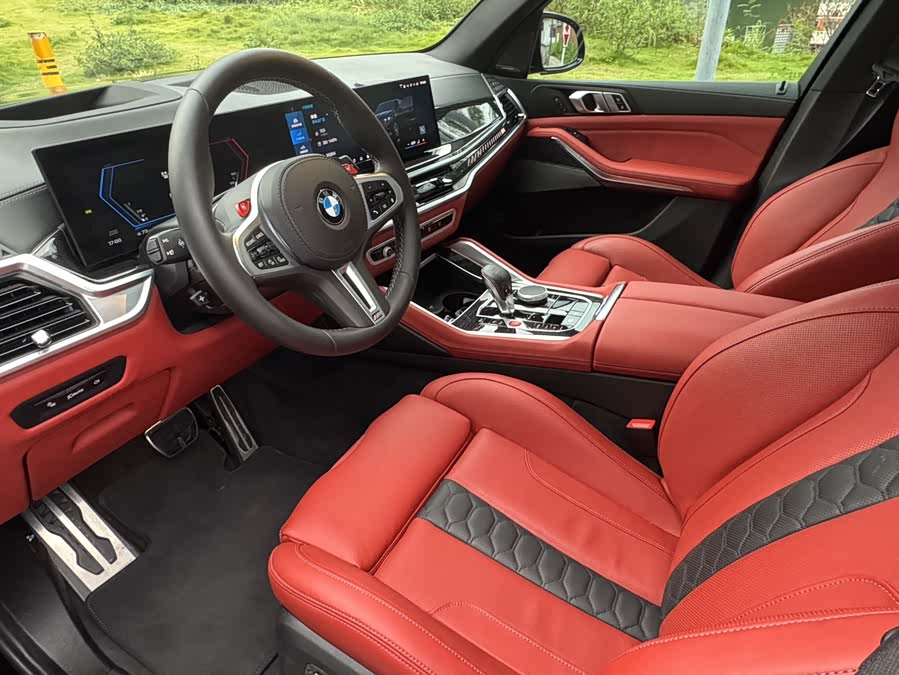 BMW X5 M 2024 car image #14