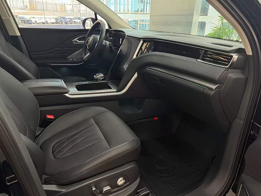 HongQi HS7 PHEV 2024 car image #14