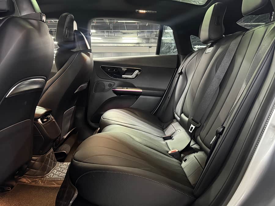 Mercedes-Benz EQE Class 2023 #14 Mercedes-Benz EQE Class 2023 immagine di auto #14