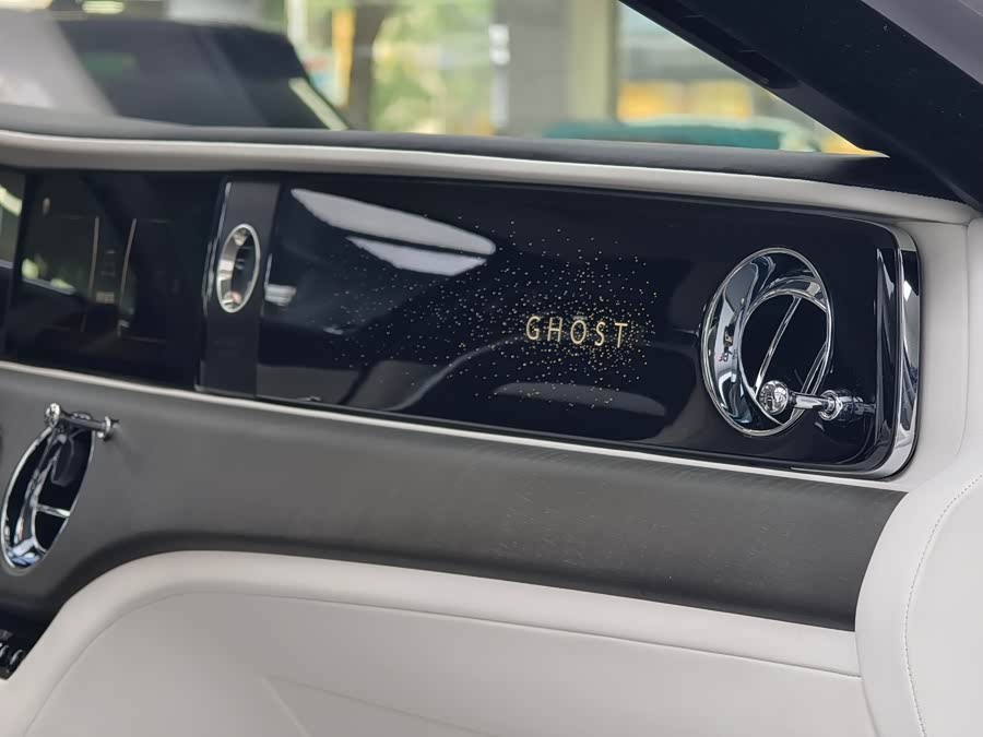Rolls-Royce Ghost 2024 car image #14