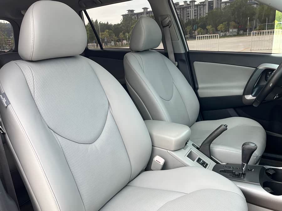 Toyota RAV4 (Imported) 2008 #14 Toyota RAV4 (Imported) 2008 image de voiture #14