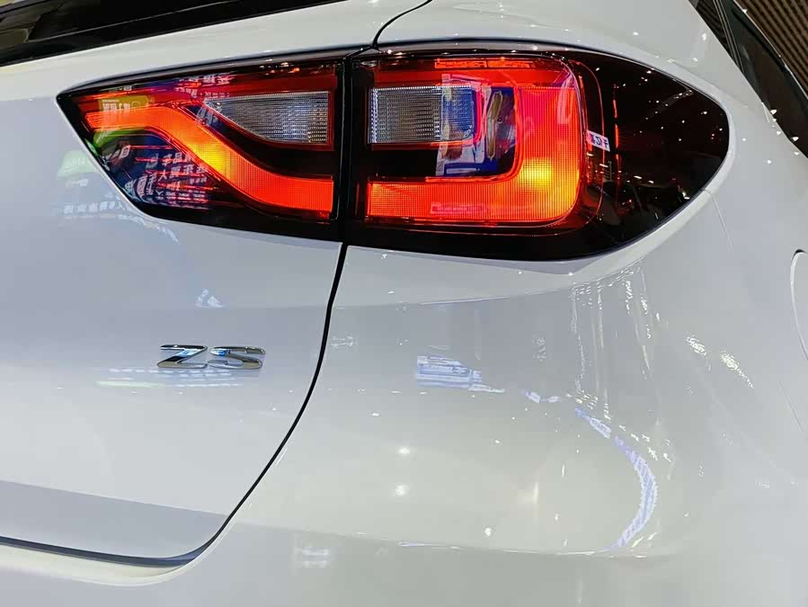 MG ZS 2018 #14 MG ZS 2018 car image #14