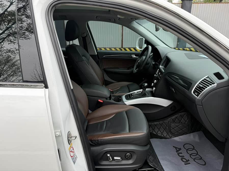 Audi Q5 2018 изображение автомобиля #14