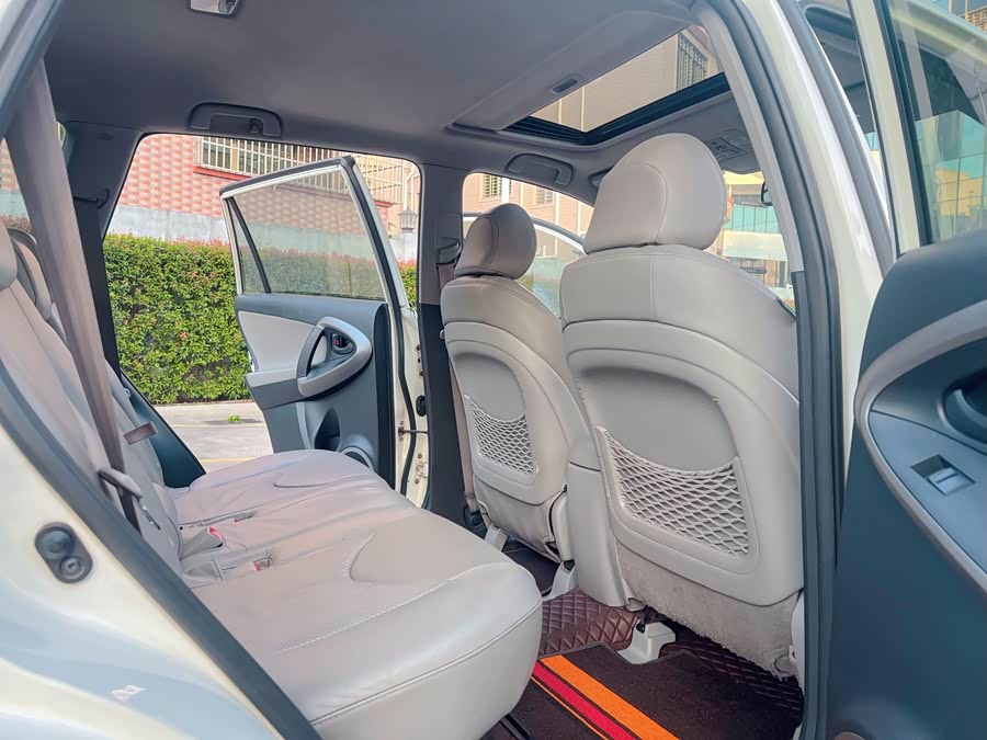 Toyota RAV4 (Imported) 2007 #14 Toyota RAV4 (Imported) 2007 immagine di auto #14