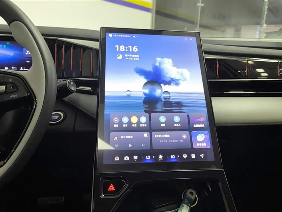 GEELY Monjaro MHEV 2023 #14 GEELY Monjaro MHEV 2023 car image #14