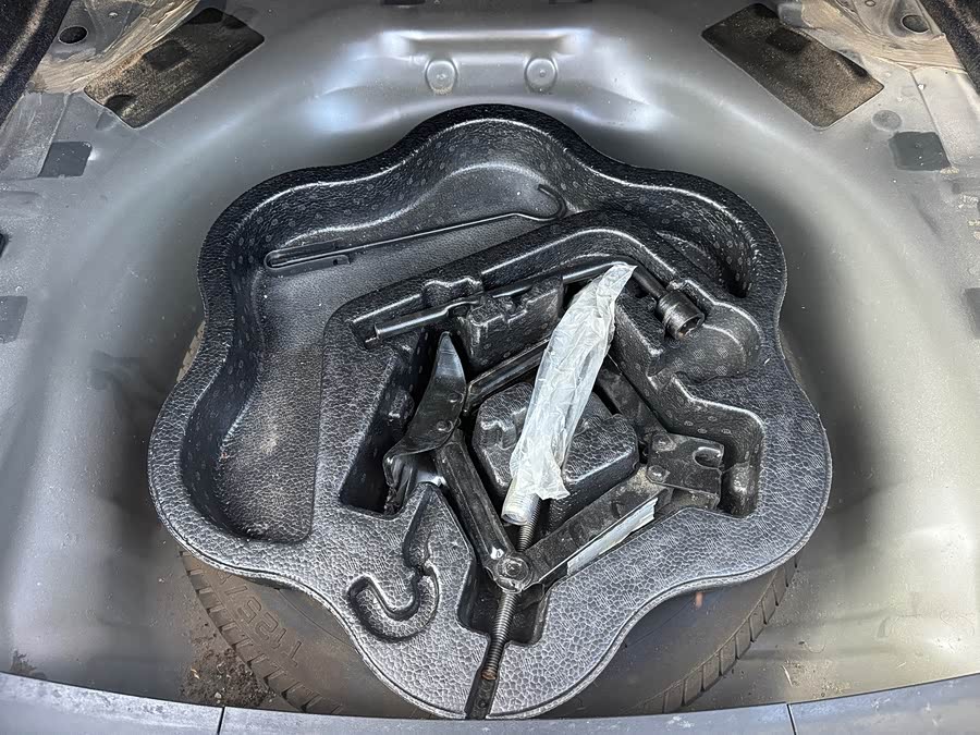 BYD G5 2016 car image #14