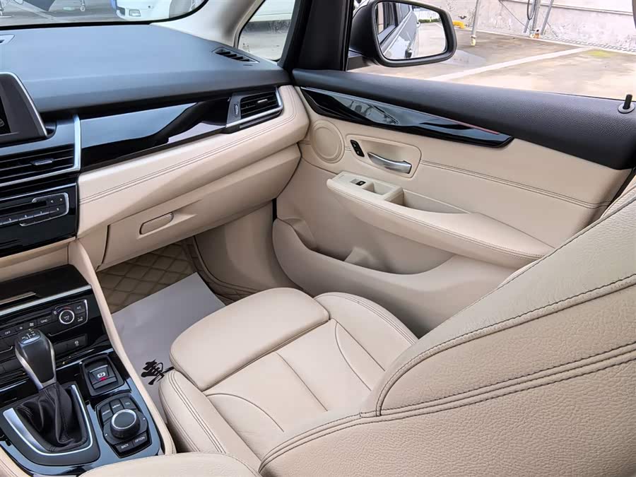 BMW 2 Series Tourer (Imported) 2015 car image #14