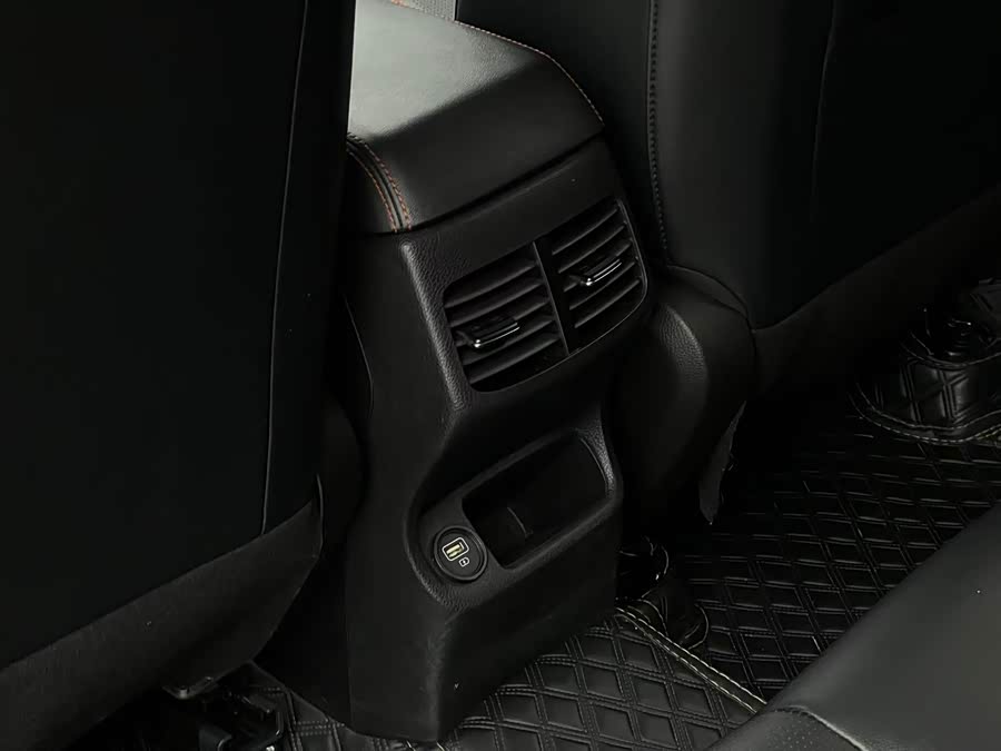 Kia Stonic 2021 car image #14