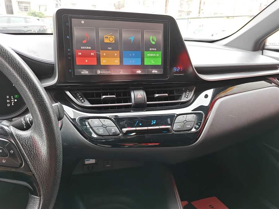 Toyota C-HR EV 2021 imagen de coche #14