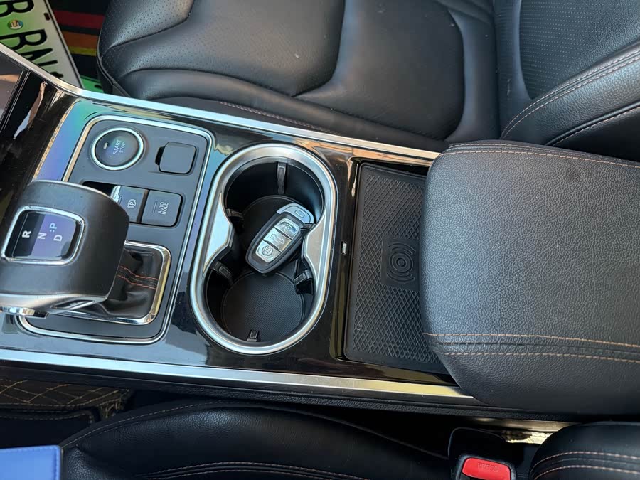 HongQi E-HS3 2019 car image #14