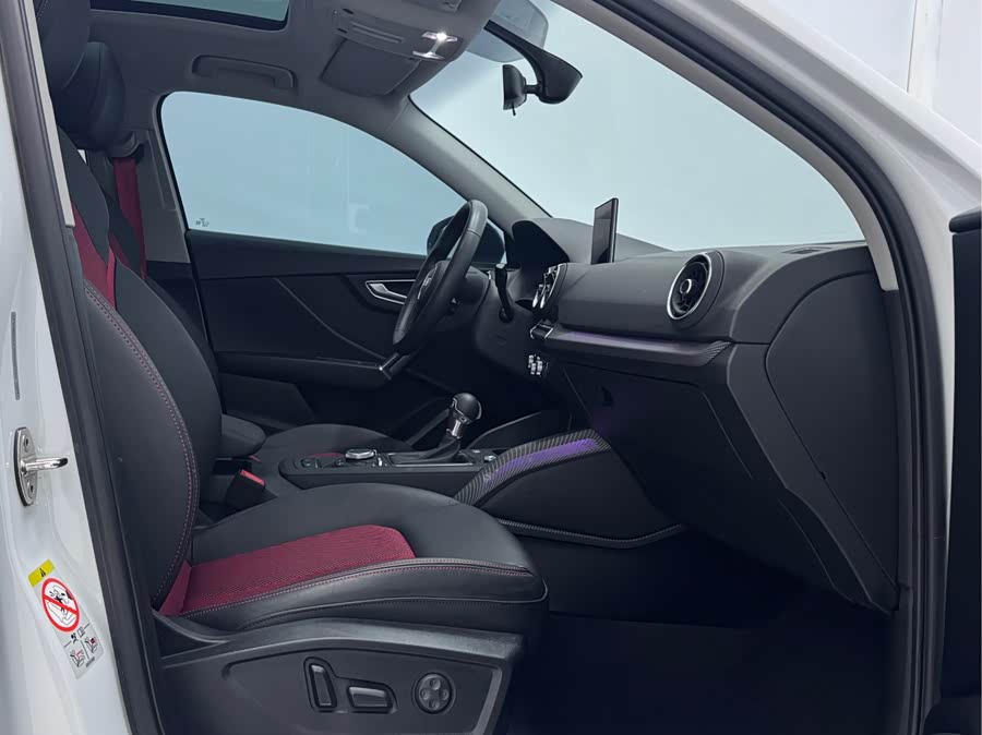 Audi Q2L 2021 #14 Audi Q2L 2021 car image #14