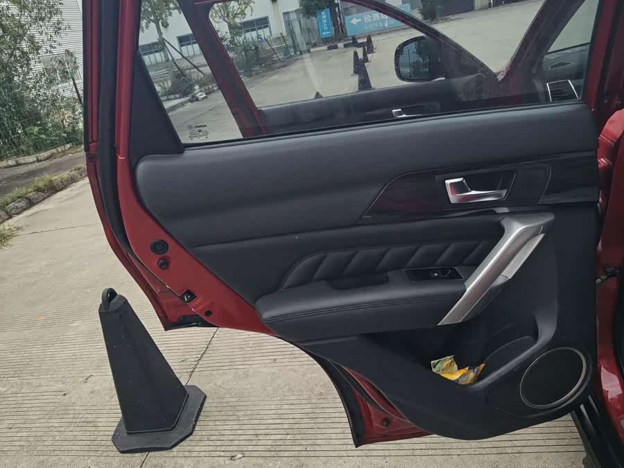 Haval H2 2015 immagine di auto #14