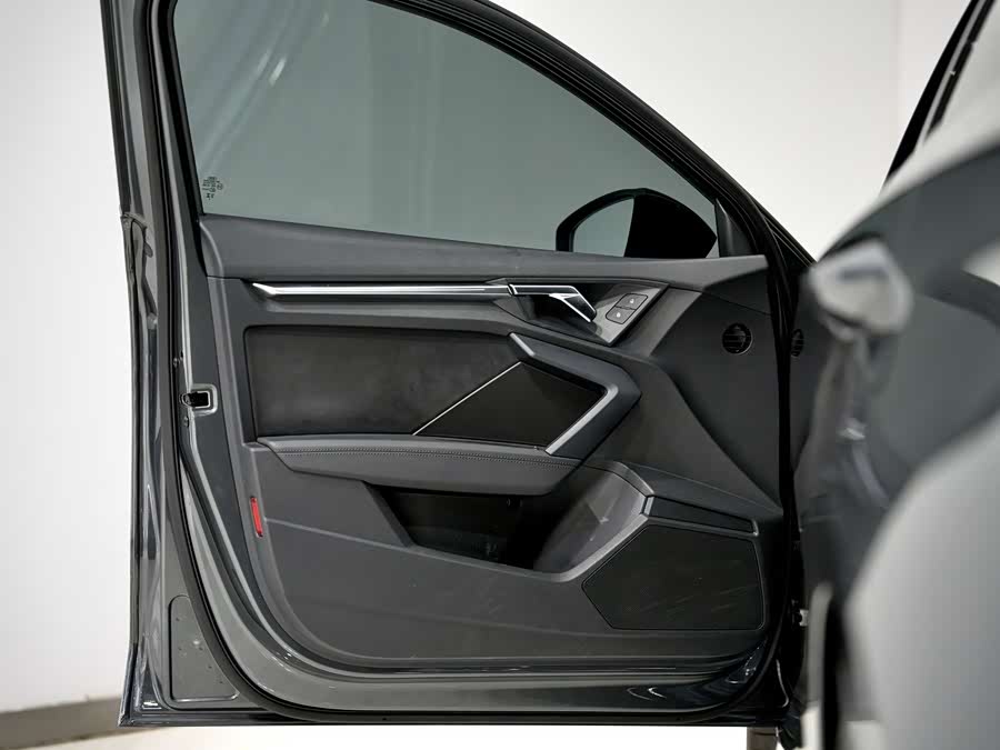 Audi RS 3 2023 car image #14