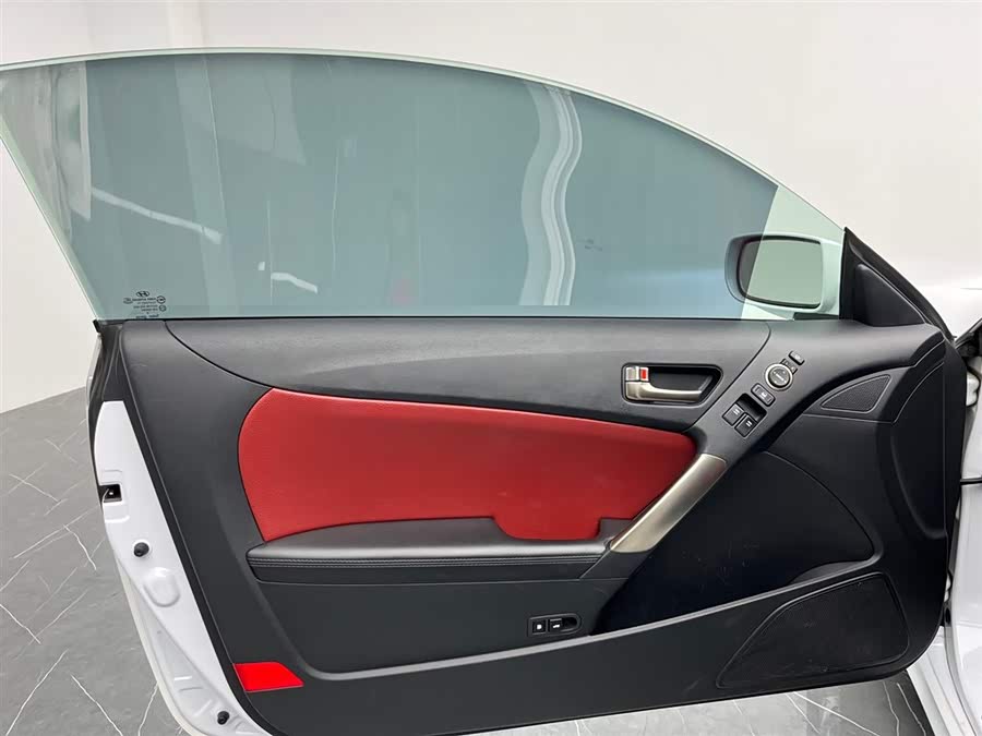 Hyundai Rohens-Coupe 2014 car image #14