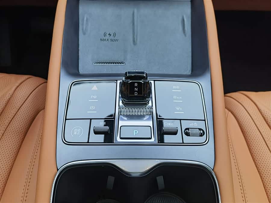 BYD Sea Lion 07 EV 2025 car image #14