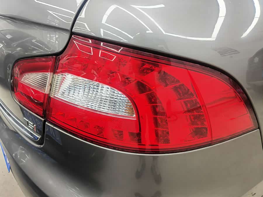 Skoda Superb 2012 imagen de coche #14