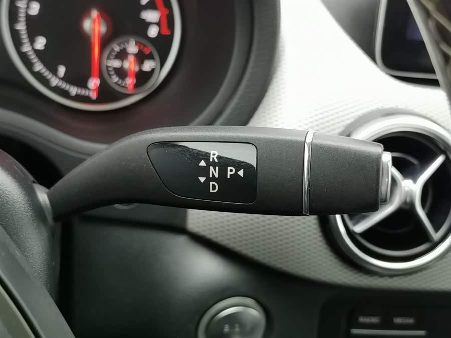 Mercedes-Benz B Class 2018 #14 Mercedes-Benz B Class 2018 car image #14