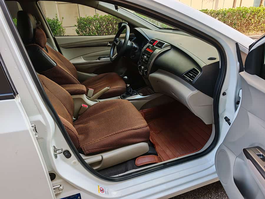 Honda City Classic 2012 immagine di auto #14