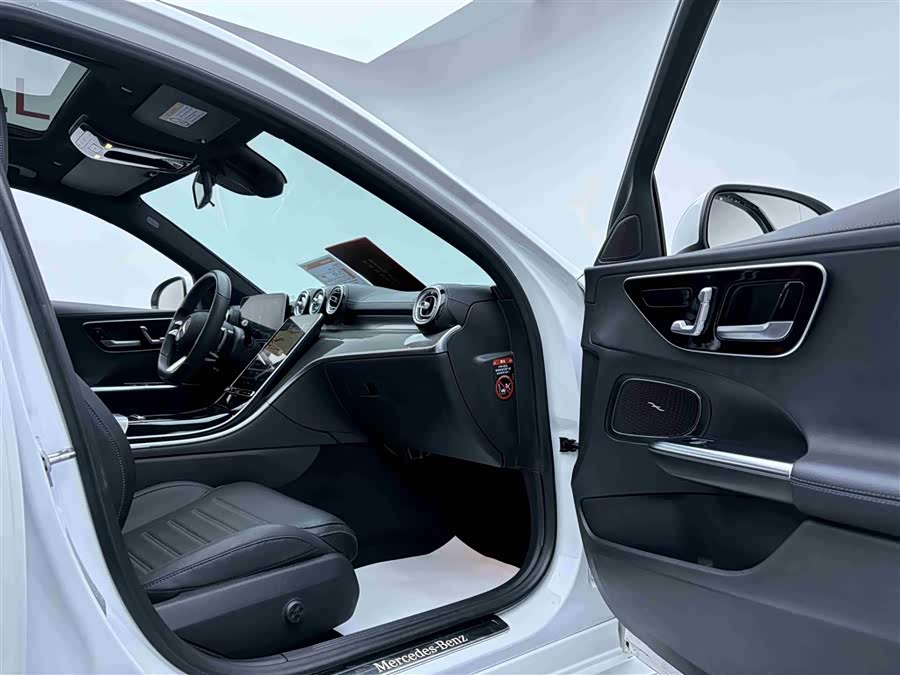 Mercedes-Benz C Class 2022 car image #14