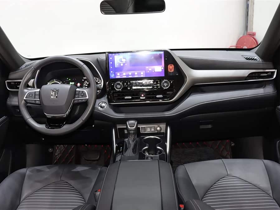 Toyota Crown Kluger 2024 car image #14