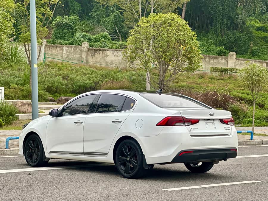 Kia K5 2018 imagem de carro #14