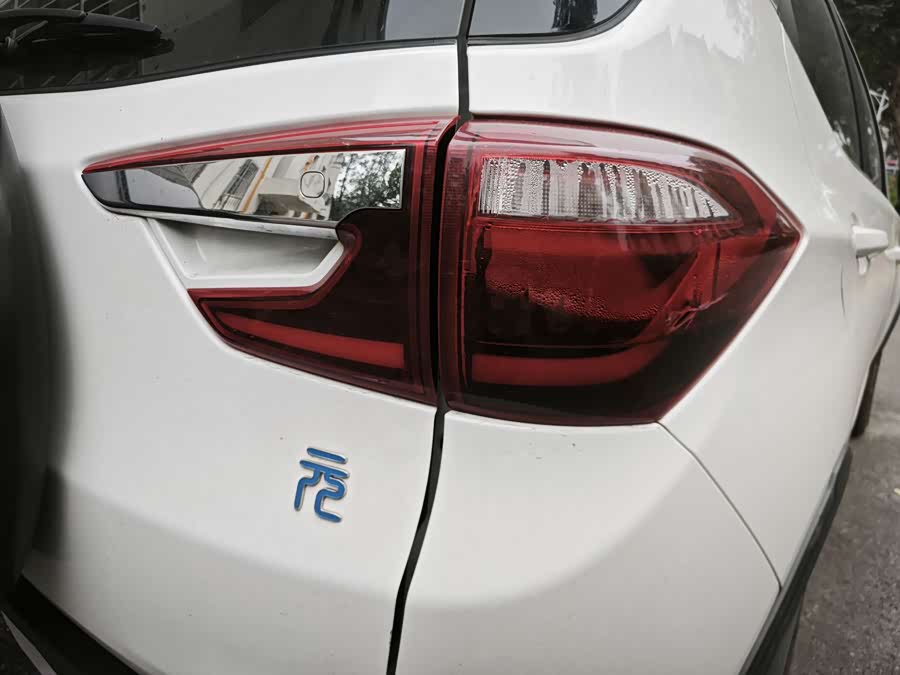 BYD Yuan New Energy 2019 car image #14