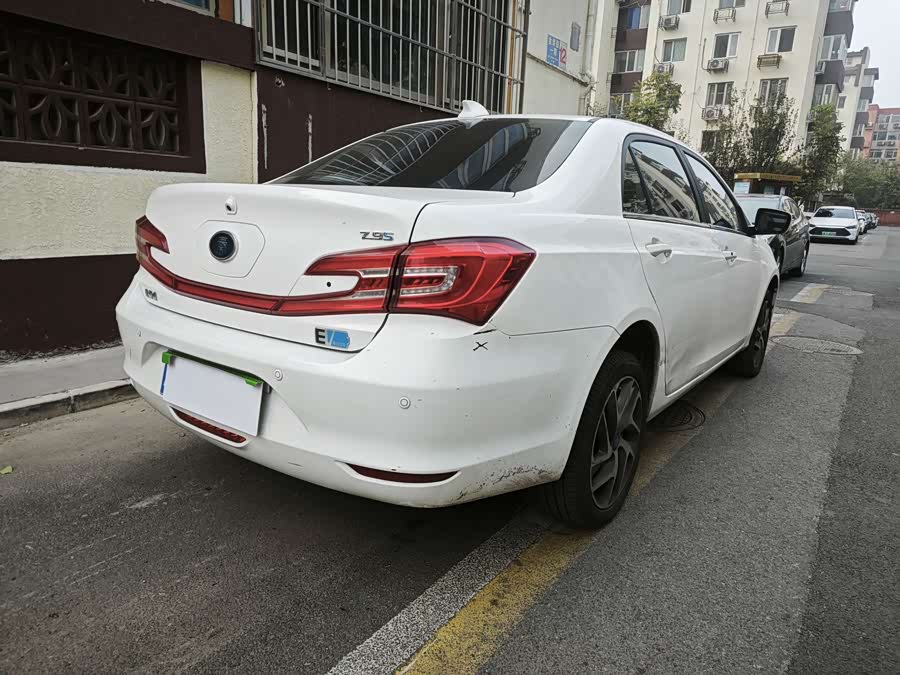 BYD Qin New Energy 2017 #14 BYD Qin New Energy 2017 car image #14