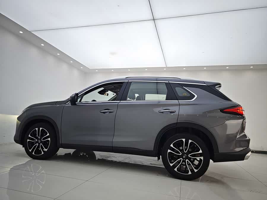 GAC Trumpchi GS4 PLUS 2022 #14 GAC Trumpchi GS4 PLUS 2022 car image #14