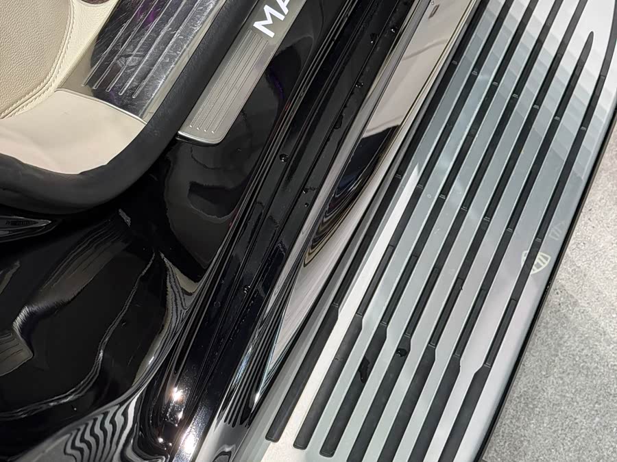 Mercedes-Benz Maybach GLS 2024 #14 Mercedes-Benz Maybach GLS 2024 صورة سيارة #14