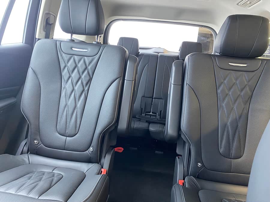 HongQi HS7 PHEV 2024 #14 HongQi HS7 PHEV 2024 car image #14