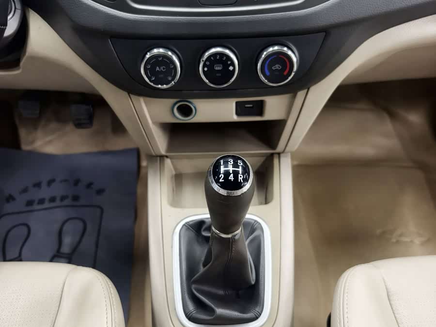 Chery E5 2013 immagine di auto #14