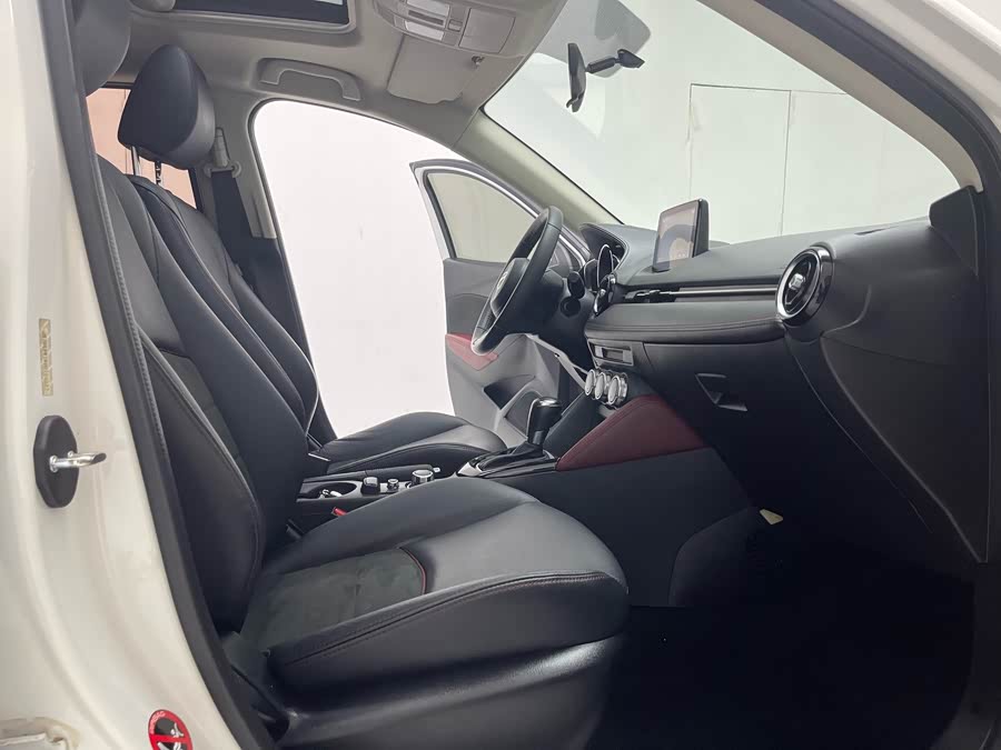 Mazda CX-3 2017 immagine di auto #14