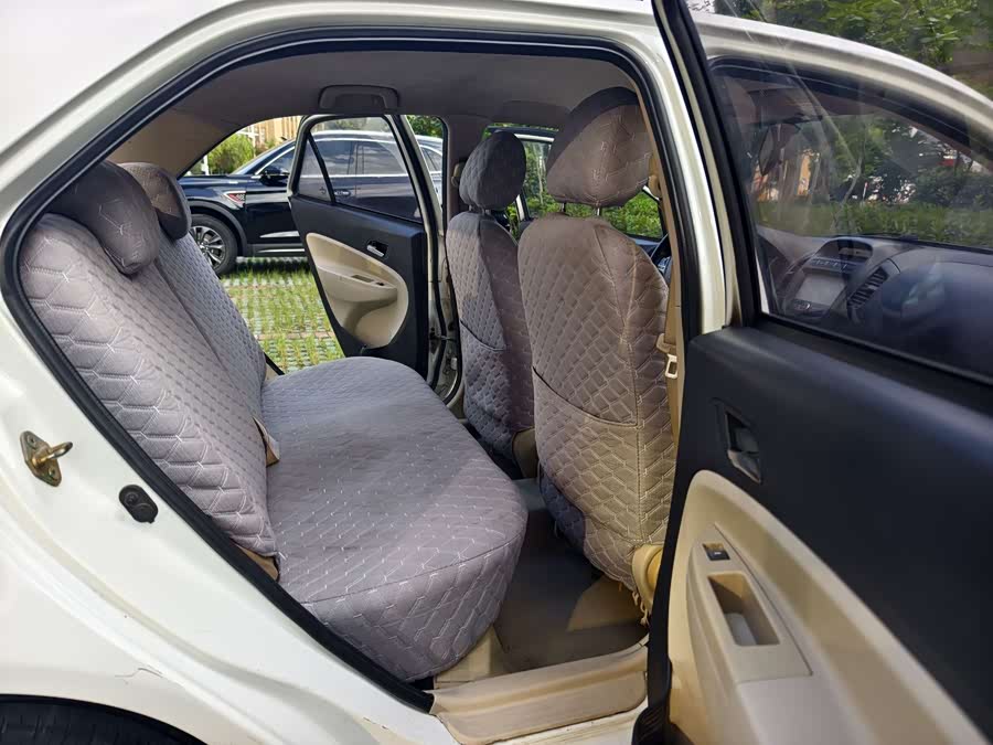 GEELY KingKong Fortune 2014 car image #14