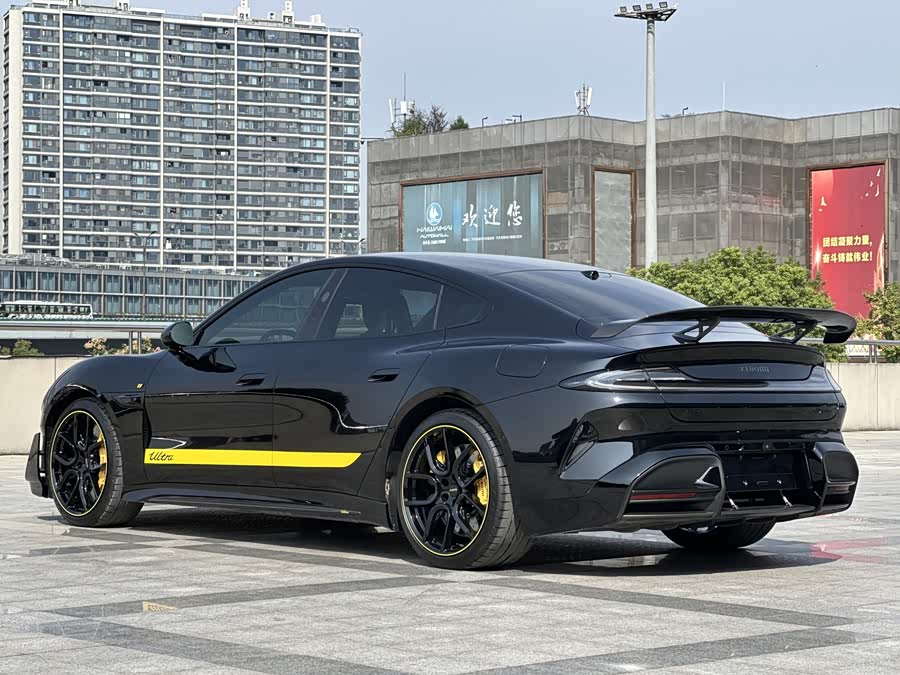 小米汽车 小米SU7 Ultra 2025 汽车图片 #14