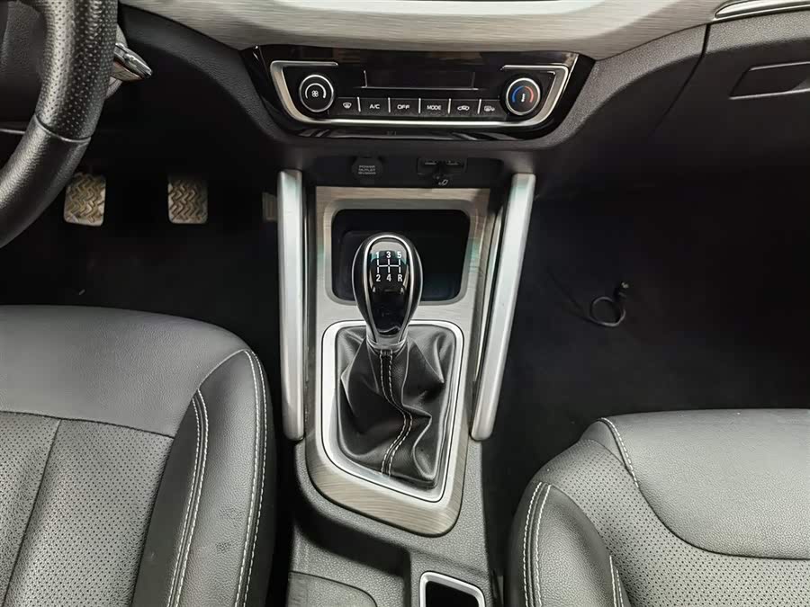 GEELY Vision X3 2018 car image #14