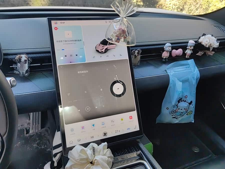 哪吒汽车 哪吒GT 2024 汽车图片 #14