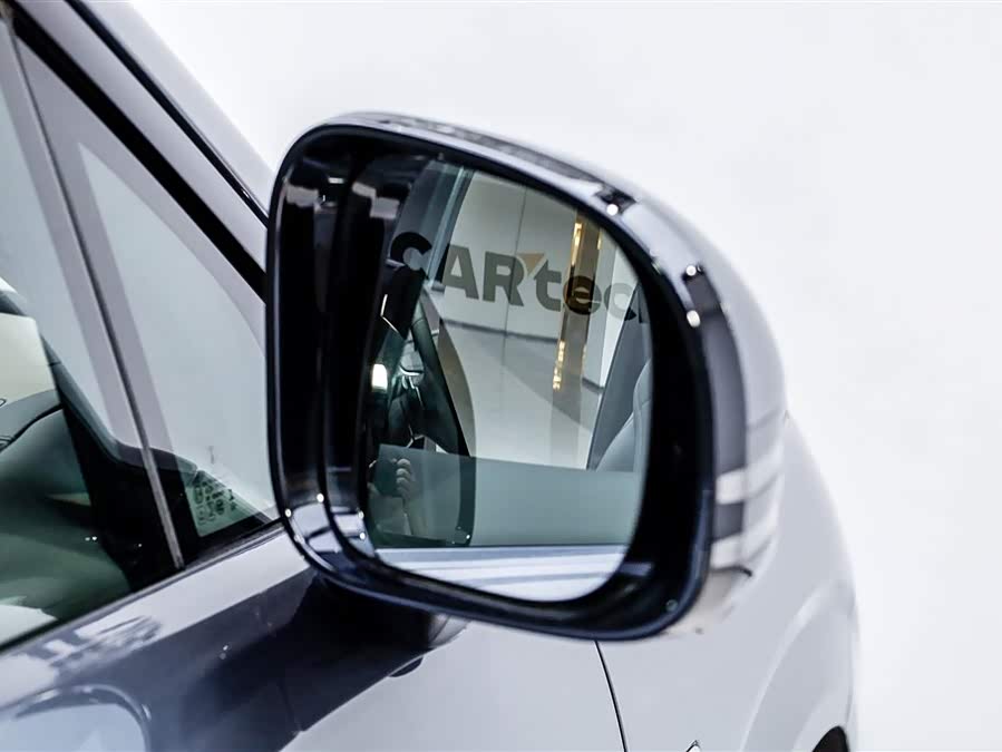 Denza N9 2025 imagen de coche #14