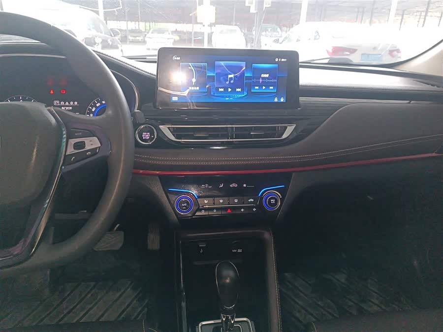 Changan Eado DT 2018 car image #14