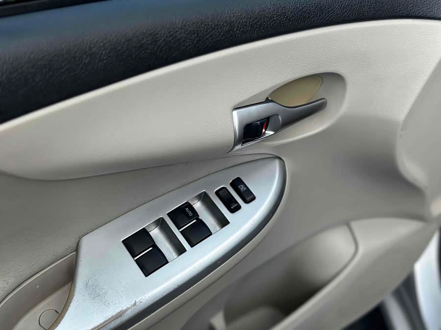 丰田 卡罗拉 2010 汽车图片 #14