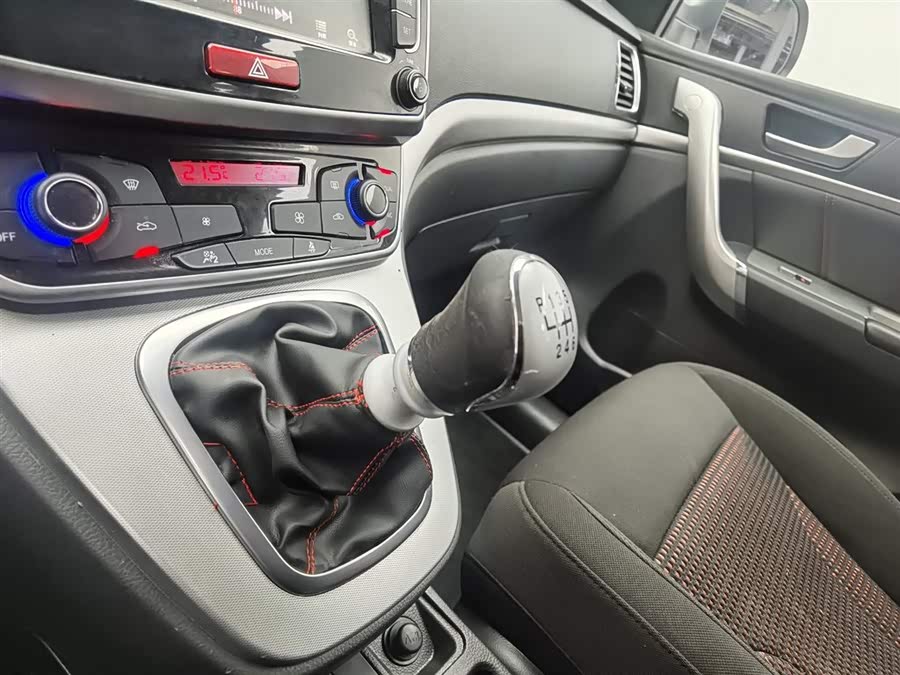 哈弗 哈弗M6 2019 汽车图片 #14