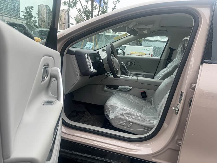 零跑汽车 零跑B01 2025 汽车图片 #14